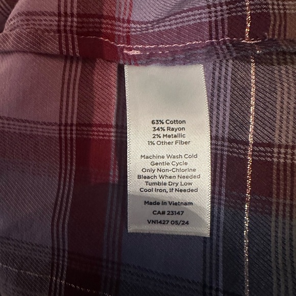 Talbots Metallic Thread Plaid Button-Down Shirt – Size Small - Picture 6 of 6